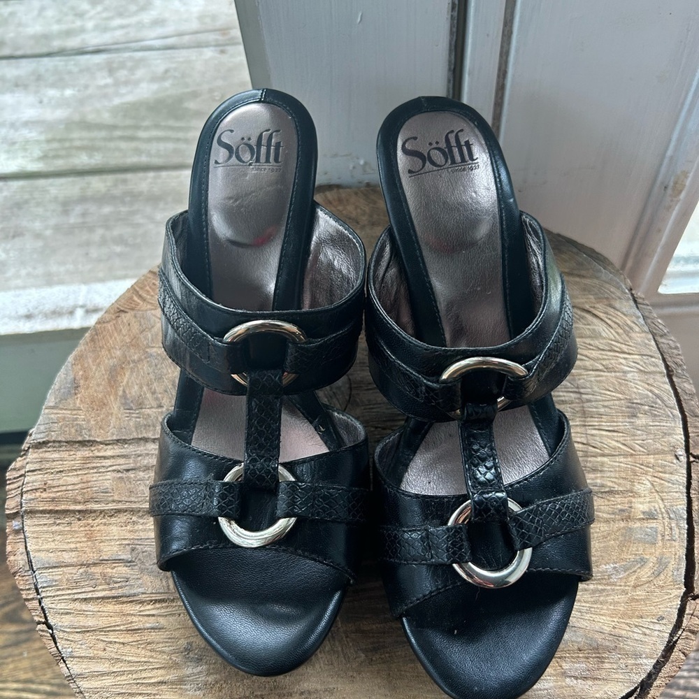 Euro Soft By Sofft women’s slide-on shoes Size 8.5